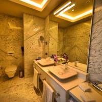 Prestige One Bedroom Suite with Partial Sea View & Kitchenette