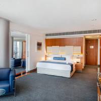 One Bedroom Suite With Creek View