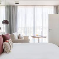 Connecting Rooms