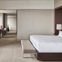 Signature, Guest room, 1 King, Limited view