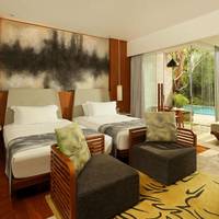 Wonderful Deluxe Pool Access with Two Double Beds