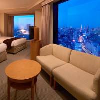 Main Tower - Upper Floor Corner Twin Room - Non-Smoking 28th-34th Floor 
