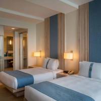 Standard Twin Room with Ocean View - High Floor