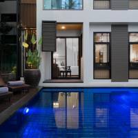 Deluxe Pool Access -Twins Bed