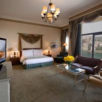 Presidential King Suite with River View