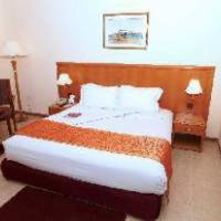 Room #7281734