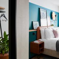 Premium Business Room