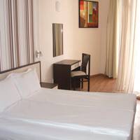 One-Bedroom Apartment (up to 4 adults)