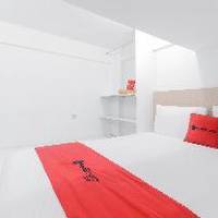 Room #371571409