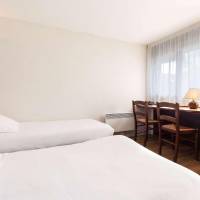 Twin Room - Non-Smoking