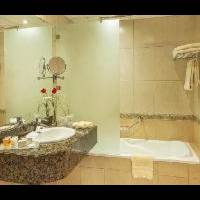 Room #6892573