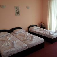 Triple Room with Balcony and Sea View