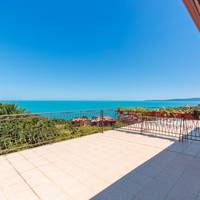 Studio with Sea View