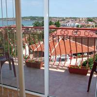 One-Bedroom Apartment with Balcony (4 Adults)