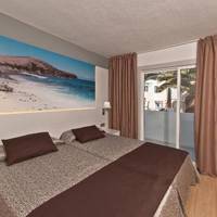 Room #1657616