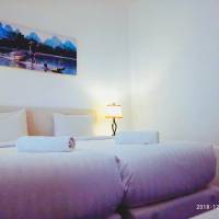 Twin Room with Pool View