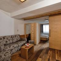 Pleasant Suite