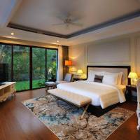 Four-Bedroom Villa Pool View with VinWonders