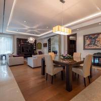 Suite with Garden View