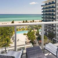 Oceanfront Balcony Suite Deluxe