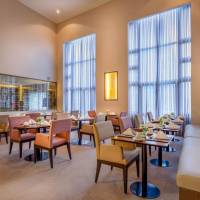 Deluxe King Room with Club Lounge Access