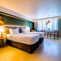 Luxury Double Room with City View
