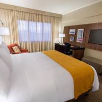 Executive King Guest Room with Lounge Access