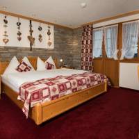 South Double Room with Balcony and Matterhorn View