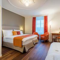 Double room with sofa bed, facing the Chapel Bridge and balcony 21m2