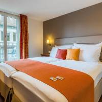 Double room city side with balcony 12m2