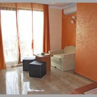 Studio with Spa Bath