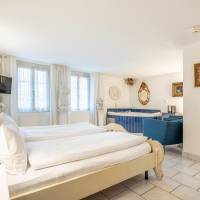 Barock Suite with Whirlpool
