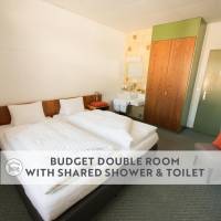 Budget Double Room with Shared Bathroom