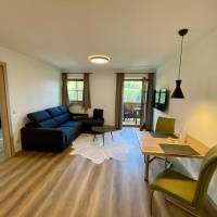 Apartment with Mountain View
