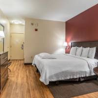 Premium King Room Disability Access Smoke Free (Upgraded Bedding and Snack Box)