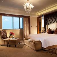One-Bedroom King Suite