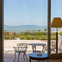 Deluxe Seaview King Bed or Twin Beds Room