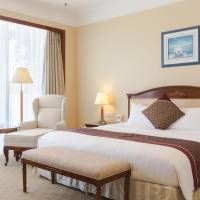 Deluxe Executive Seaview King Bed Room