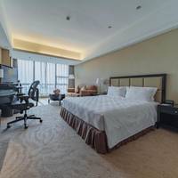 Deluxe King Room with Sea View