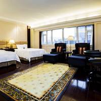 2 Twin Beds Junior STE  Lounge Access