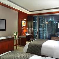 Premier Skyline View Twin Room