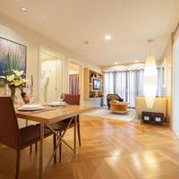 Premier One-Bedroom Apartment with Breakfast