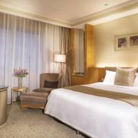 Deluxe Double Room (2 Adults + 1 Child)