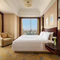Executive Suite King（Enjoy minibar for free during the first night,until Dec 31st of 2021 ）