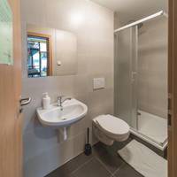 Private Room (6 Adults)