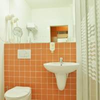Room #7759828