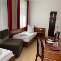 Twin Room with Bathroom