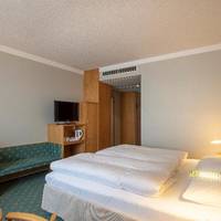 Room #6632628