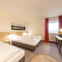 Standard Triple Room with Three Single Beds