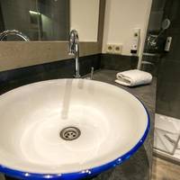 Room #190970736